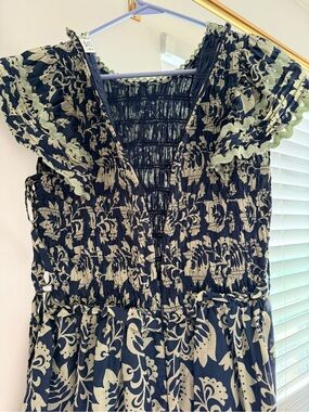 Sea New York Floral Midi Dress in Navy and light green.